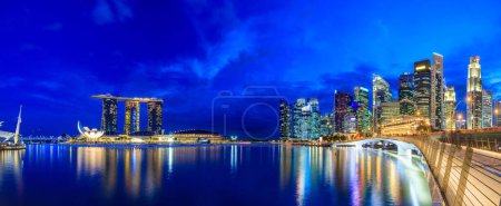 Téléchargez les photos : "Paysage de skyline Singapour quartier financier
 " - en image libre de droit
