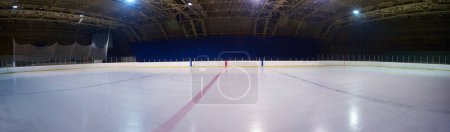 Leere Eishalle, Eishockey-Arena