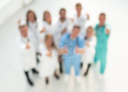 Téléchargez les photos : "Équipe de médecins professionnels ensemble" - en image libre de droit