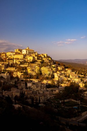 Foto de "Gordes small medieval town in Provence, Luberon, Vaucluse, France" - Imagen libre de derechos