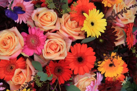 Foto de Un colorido arreglo floral de cerca - Imagen libre de derechos