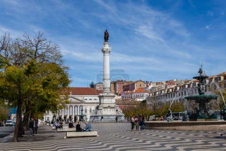 Foto de Lisboa, Portugal - 30 de marzo de 2015: vistas de la ciudad desde uno de sus muchos puntos de vista en Lisboa, Portugal - Imagen libre de derechos