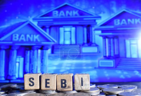 Eine Nahaufnahme der Buchstaben SEBI, die Securities and Exchange Board of India repräsentieren. es ist Eigenkapital- und Finanzaufsichtsbehörde in Indien,