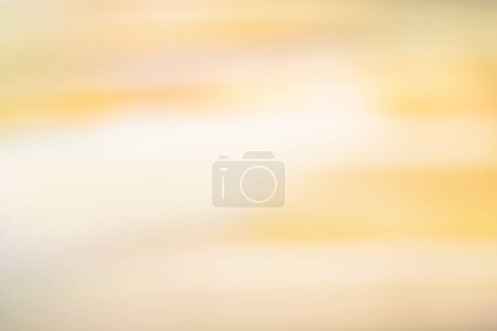 Foto de Abstracto borroso elegante suave natural beige fondo bokeh. Beige abstracto desenfoque brillante pastel tono color textura - Imagen libre de derechos