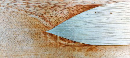 Foto de Textura de madera con grietas y arañazos - Imagen libre de derechos