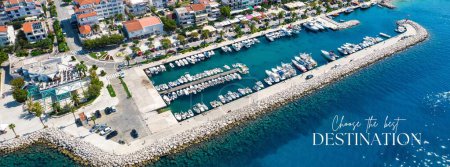 Foto de Viaje croacia verano - vista aérea del hermoso mar y la isla de la costa mediterránea en el norte del estado de Croacia - Imagen libre de derechos