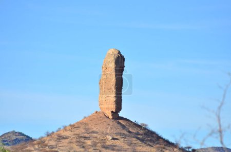 Foto de Vingerklip tall Rock in darmaland namibia Africa. Foto de alta calidad - Imagen libre de derechos