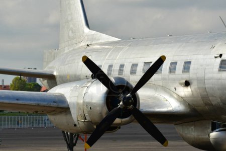 Foto de Douglas DC3 C47 Hélice de avión antiguo pulido. Foto de alta calidad - Imagen libre de derechos