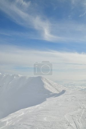 Cráter Vulcano Mt Yotei en invierno Hokkaido Japan Ski Touring. Foto de alta calidad