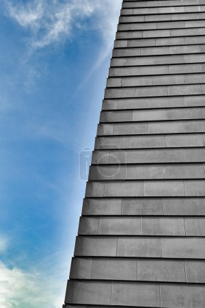 Architektur Fassade Hintergrund modern blau grau Kontrast abstrakt. Hochwertiges Foto
