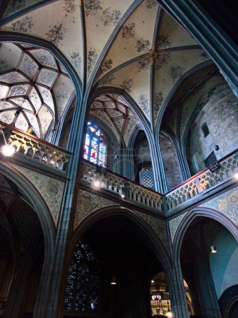 Foto de Aquisgrán, Alemania - Julio 2022: Visita a la hermosa ciudad de Aquisgrán - Ciudad de Carlomagno - Vista de la Catedral - Imagen libre de derechos
