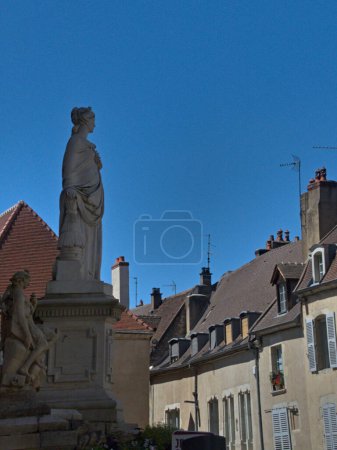 Téléchargez les photos : Dle, août 2022 - Visite de la belle ville de Dle en Franche-Comté de Bourgogne - Lieu de naissance de Louis PASTEUR - en image libre de droit