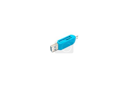 Téléchargez les photos : Un lecteur de carte SD otg bleu avec USB de type A et de type B. Gros plan de - en image libre de droit
