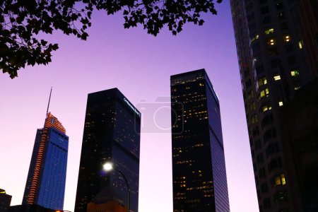 Téléchargez les photos : Los Angeles, Californie - 3 octobre 2019 : Downtown LOS ANGELES Vue sur les gratte-ciel au coucher du soleil - en image libre de droit