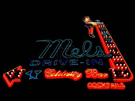 Foto de Mel 's drive-in Restaurante en HOLLYWOOD en el histórico Edificio Max Factor en Highland Avenue - Los Ángeles, California - Imagen libre de derechos