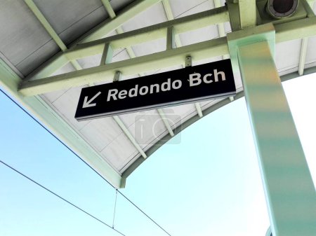 Téléchargez les photos : LOS ANGELES, Californie - 14 septembre 2018 : Station de métro Los Angeles Willowbrook Rosa Parks direction Redondo Beach - en image libre de droit