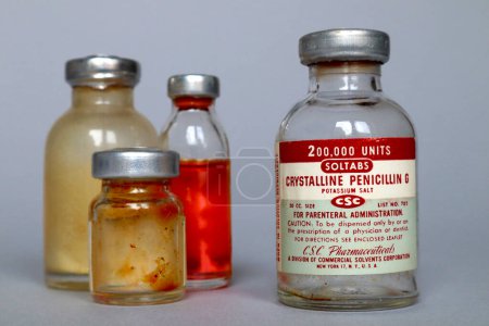 Photo for Rome, Italy  November 12, 2021: Vintage 1951 Vial of PENICILLIN G Produced by CSC Pharmaceuticals - New York - Royalty Free Image
