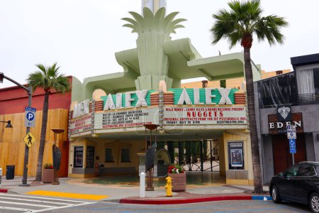 Téléchargez les photos : Glendale, Californie, États-Unis - 19 mai 2023 : The Alex Theatre Performing Arts and Entertainment Center situé au 216 North Brand Boulevard, Glendale California - en image libre de droit
