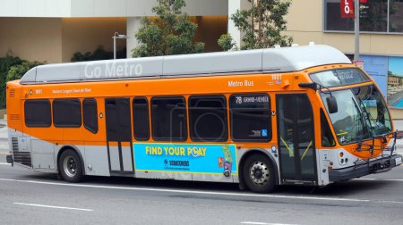 Foto de Los Ángeles, California, Estados Unidos - 24 de mayo de 2023: LA Metro Bus Transit, Public Transport of Los Angeles County (MTA - LA County Metropolitan Transit Authority) - Imagen libre de derechos