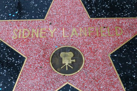 Foto de USA, CALIFORNIA, HOLLYWOOD - 20 de mayo de 2019: Sidney Lanfield protagoniza el Paseo de la Fama de Hollywood en Hollywood, California - Imagen libre de derechos