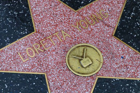 Foto de USA, CALIFORNIA, HOLLYWOOD - 20 de mayo de 2019: Loretta Young protagoniza el Paseo de la Fama de Hollywood en Hollywood, California - Imagen libre de derechos