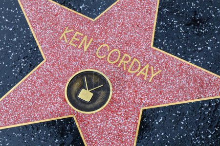 Téléchargez les photos : USA, CALIFORNIA, HOLLYWOOD - 20 mai 2019 : Ken Corday sur le Hollywood Walk of Fame à Hollywood, Californie - en image libre de droit