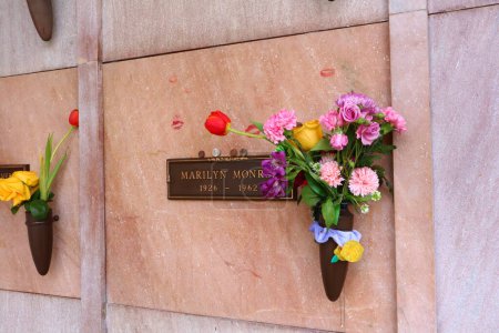 Photo for Los Angeles, California, USA - May 30, 2023: MARILYN MONROE grave at Pierce Brothers Westwood Village Memorial Park Cemetery and Mortuary - Royalty Free Image