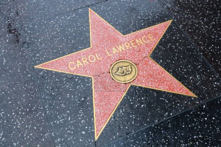Téléchargez les photos : USA, CALIFORNIA, HOLLYWOOD - 20 mai 2019 : Carol Lawrence sur le Hollywood Walk of Fame à Hollywood, Californie - en image libre de droit