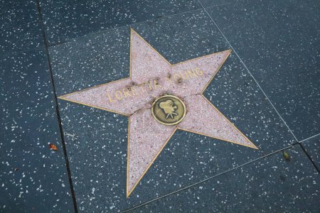 Foto de USA, CALIFORNIA, HOLLYWOOD - 20 de mayo de 2019: Loretta Young protagoniza el Paseo de la Fama de Hollywood en Hollywood, California - Imagen libre de derechos