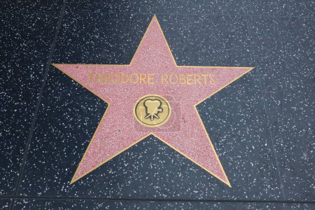 Foto de USA, CALIFORNIA, HOLLYWOOD - 20 de mayo de 2019: Theodore Roberts protagoniza el Paseo de la Fama de Hollywood en Hollywood, California - Imagen libre de derechos