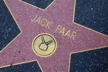 Téléchargez les photos : USA, CALIFORNIA, HOLLYWOOD - 29 mai 2023 : Jack Paar star sur le Hollywood Walk of Fame à Hollywood, Californie - en image libre de droit