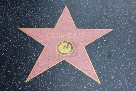 Téléchargez les photos : USA, CALIFORNIA, HOLLYWOOD - Mai 29, 2023 : Celia Cruz star sur le Hollywood Walk of Fame à Hollywood, Californie - en image libre de droit