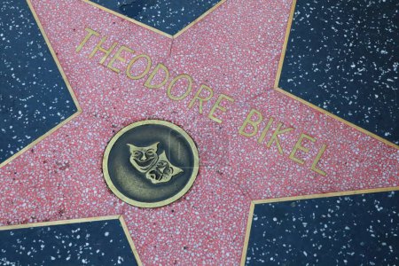 Téléchargez les photos : USA, CALIFORNIE, HOLLYWOOD - 29 mai 2023 : Théodore Bikel sur le Hollywood Walk of Fame à Hollywood, Californie - en image libre de droit