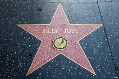 Téléchargez les photos : USA, CALIFORNIA, HOLLYWOOD - 29 mai 2023 : Billy Joel star sur le Hollywood Walk of Fame à Hollywood, Californie - en image libre de droit