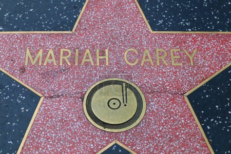 Foto de Hollywood (Los Ángeles), California Mayo 29, 2023: Estrella de Mariah Carey en Hollywood Walk of Fame, Hollywood Boulevard - Imagen libre de derechos