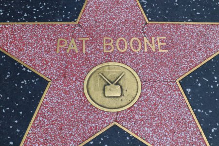 Foto de Hollywood (Los Ángeles), California Mayo 29, 2023: Star of Pat Boone on Hollywood Walk of Fame, Hollywood Boulevard - Imagen libre de derechos
