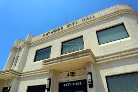 Téléchargez les photos : MAYWOOD (Comté de Los Angeles), Californie 3 juin 2023 : MAYWOOD City Hall - en image libre de droit