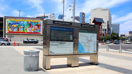 Téléchargez les photos : Los Angeles, Californie 16 juin 2023 : La station de métro A et E du Little Tokio-Arts District a ouvert ses portes le 16 juin 2023 - en image libre de droit