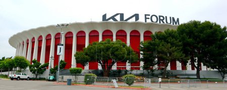 Foto de Inglewood (Los Ángeles), California 10 de junio de 2023: KIA FORUM (The Forum), un Arena cubierta polivalente ubicado en 3900 W. Manchester Blvd. Inglewood - Imagen libre de derechos