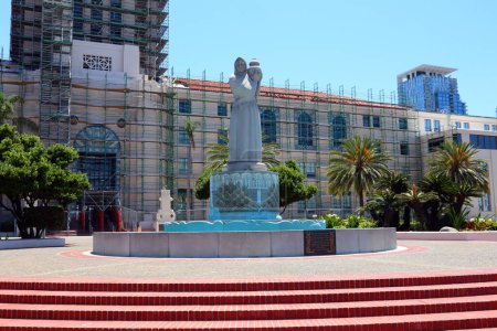 Photo for SAN DIEGO, California  June 30, 2023: The Guardian of Water sculpture fountain (in Honor of Helen M. Towle) located at San Diego Waterfront Park  Donald Hord Sculptor - Royalty Free Image