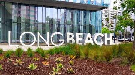 Foto de Long Beach, California 5 de junio de 2023: Puerto de Long Beach edificio de administración en 415 W Ocean blvd, Long Beach - Imagen libre de derechos