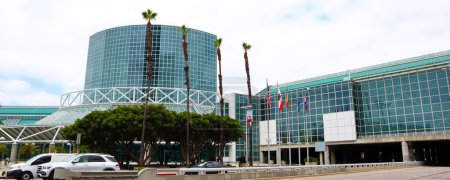 Foto de Los Ángeles, California 8 de junio de 2023: LOS ÁNGELES CONVENTION CENTER ubicado en el centro de Los Ángeles - Imagen libre de derechos