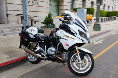 Téléchargez les photos : Los Angeles, Californie 8 Juin 2023 : LAPD Los Angeles Police Department BMW R1200RT Motorcycle - en image libre de droit