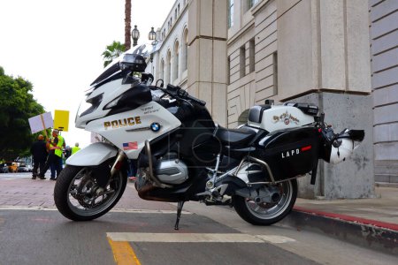 Foto de Los Angeles, California 8 de junio de 2023: Departamento de Policía de Los Ángeles BMW R1200RT Motocicleta - Imagen libre de derechos