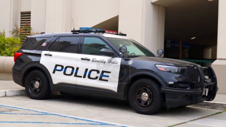 Téléchargez les photos : Beverly Hills, Californie 3 juillet 2023 : BEVERLY HILLS Police Department car - en image libre de droit
