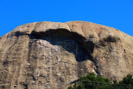 Foto de Eagle Rock, Los Ángeles Eagle Rock una gran roca cuya sombra se parece a un águila - Imagen libre de derechos