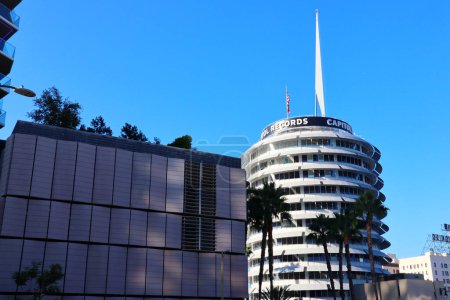 Téléchargez les photos : Los Angeles, Californie 26 Septembre 2023 : Capitol Records Building situé au 1750 Vine St, Los Angeles - en image libre de droit
