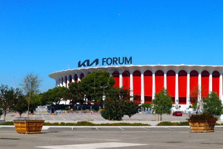 Téléchargez les photos : Inglewood (Los Angeles), Californie 6 novembre 2023 : KIA FORUM (The Forum), a multi-purpose indoor Arena located at 3900 W. Manchester Blvd. Inglewood - en image libre de droit