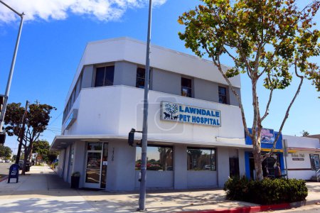 Téléchargez les photos : Lawndale, Californie 8 octobre 2023 : LAWNDALE PET HOSPITAL at 14700 Hawthorne Blvd, Lawndale - en image libre de droit