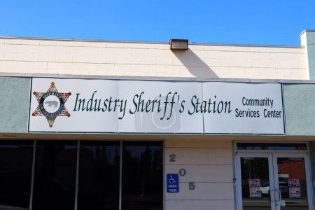 Téléchargez les photos : Industry (Los Angeles), Californie 14 octobre 2023 : City of Industry Sherift's Department Station, Community Services Center - en image libre de droit